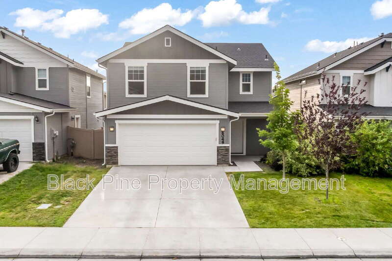 6049 S Carlburg Ave in Boise, ID - Building Photo