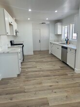 336 W Pinedale Ave in Fresno, CA - Building Photo - Building Photo
