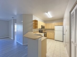 120 SW Peacock Blvd in Port St. Lucie, FL - Building Photo - Building Photo