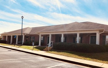 Lafayette Village in Lagrange, GA - Foto de edificio - Building Photo