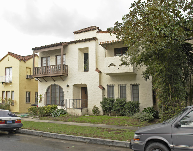 429 N Ogden Dr in Los Angeles, CA - Building Photo - Building Photo