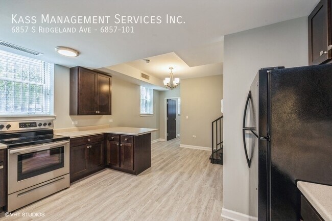 6857 S Ridgeland Ave-Unit -6857-101 in Chicago, IL - Building Photo - Building Photo