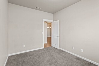 500 N 75th Ave in Yakima, WA - Building Photo - Building Photo