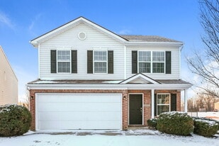 11435 Arches Dr in Indianapolis, IN - Building Photo