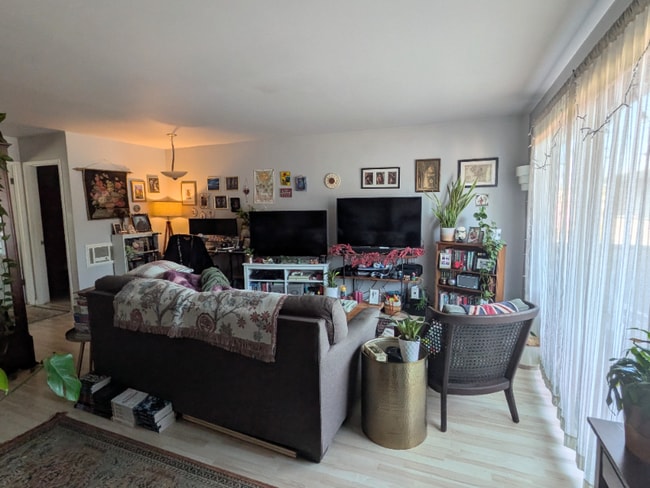 9313 National Blvd in Los Angeles, CA - Building Photo - Building Photo