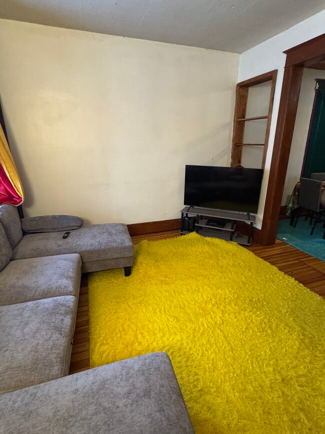 44 W Van Vechten St, Unit 1 in Albany, NY - Foto de edificio - Building Photo