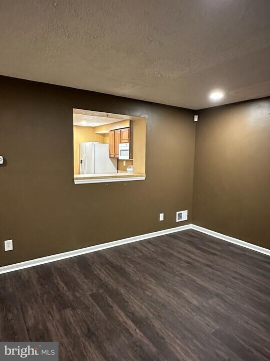 70 Vanderbilt Ct in Sicklerville, NJ - Building Photo