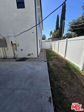 14121 Califa St in Los Angeles, CA - Building Photo - Building Photo