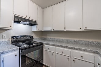 Hastings Ranch in Carmichael, CA - Building Photo - Interior Photo