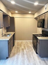 8674 Glen Meadow Ln in Beaumont, TX - Building Photo - Building Photo