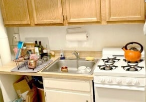 136 Myrtle St, Unit T1 in Boston, MA - Building Photo