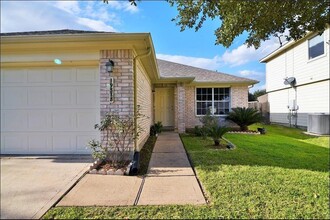 19518 Ingham Dr in Katy, TX - Foto de edificio - Building Photo