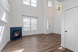 14081 SW Viewpoint Ct in Portland, OR - Building Photo - Building Photo