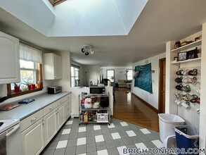 66 Brooks St in Boston, MA - Building Photo - Building Photo