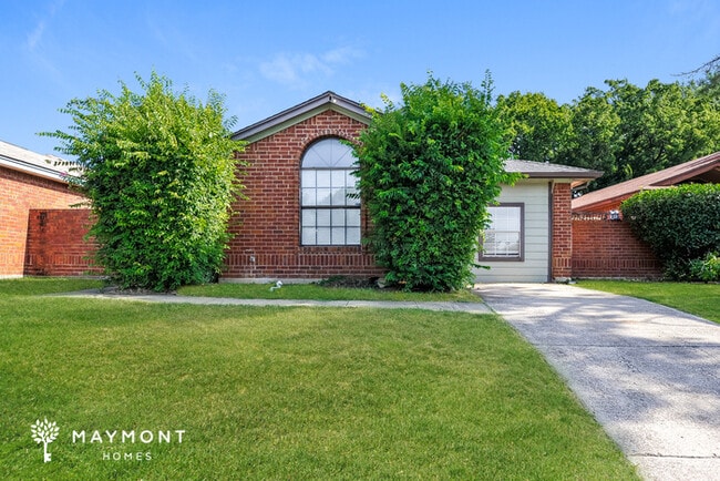 property at 4713 Poppy Dr E