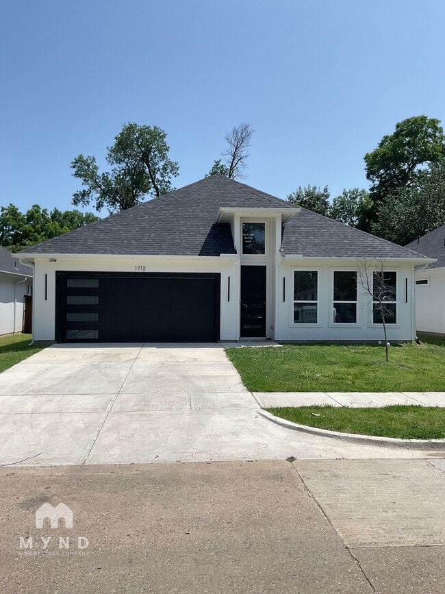 property at 1712 Kraft St