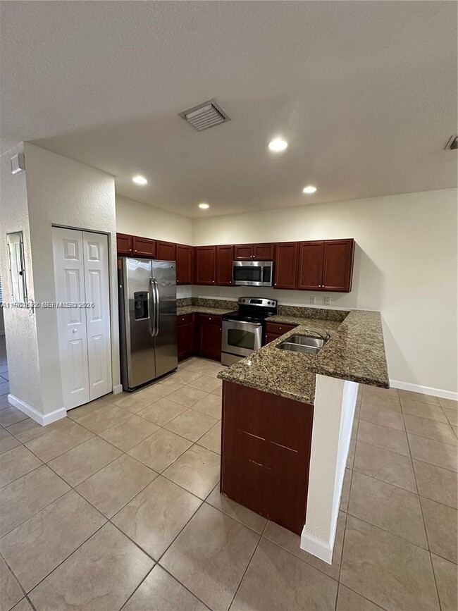 9041 SW 227th St in Cutler Bay, FL - Building Photo - Building Photo