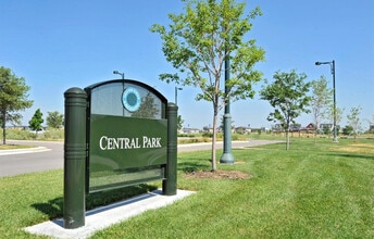 2958 Syracuse St, Unit 303 in Denver, CO - Foto de edificio - Building Photo