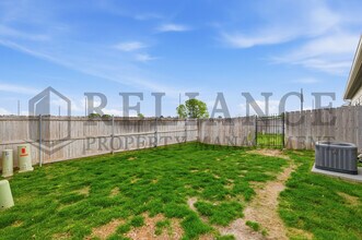 454 S Longbranch Dr in Maize, KS - Building Photo - Building Photo