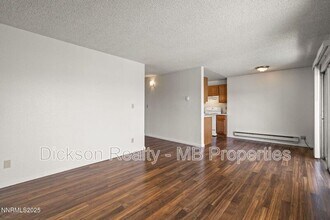 3948 Clear Acre Ln in Reno, NV - Building Photo - Building Photo