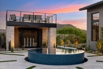 11865 E Red Bird Rd in Scottsdale, AZ - Building Photo - Building Photo