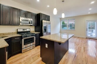 1541 Ogden St in Philadelphia, PA - Building Photo - Building Photo