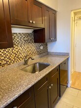 3710 N Pine Grove Ave in Chicago, IL - Foto de edificio - Building Photo