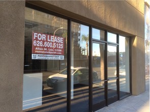 Plaza on Main Apartments in Alhambra, CA - Building Photo - Building Photo