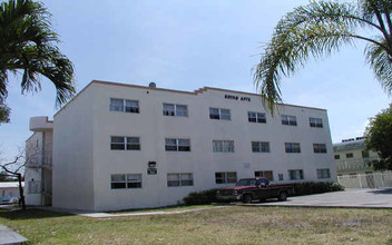 Bryan Apartments in North Miami Beach, FL - Building Photo - Building Photo