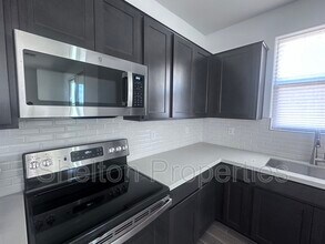 14360 W Alameda Dr in Surprise, AZ - Building Photo - Building Photo