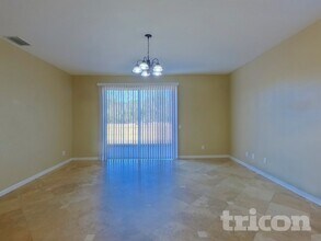 9723 Riverchase Dr in New Port Richey, FL - Building Photo - Building Photo