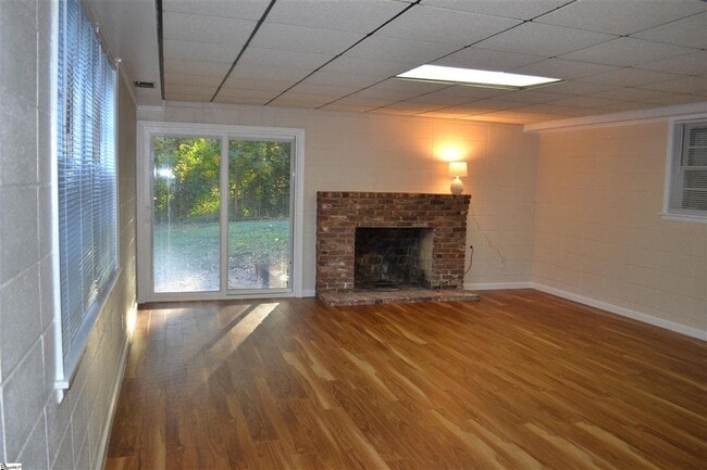 property at 40 Lanneau Dr