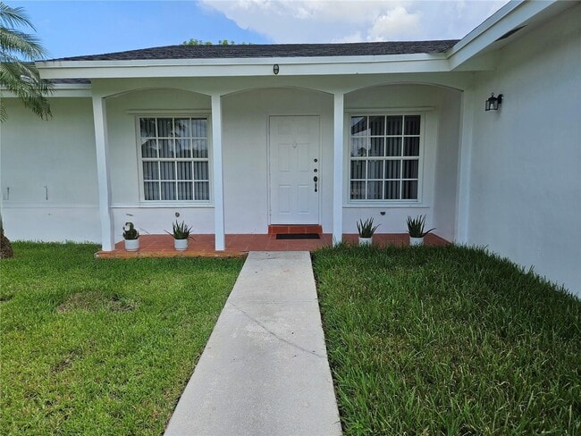 14075 SW 45th Ter