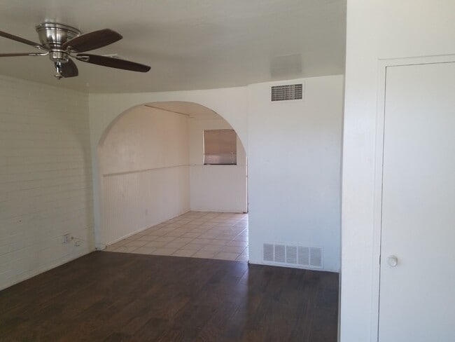 1104 E Yucca St in Casa Grande, AZ - Building Photo - Building Photo