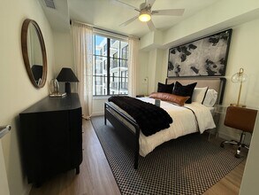 29 NW 28th St, Unit C1 in Miami, FL - Foto de edificio - Building Photo