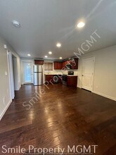 3223 SE 122nd Ave in Portland, OR - Building Photo - Building Photo