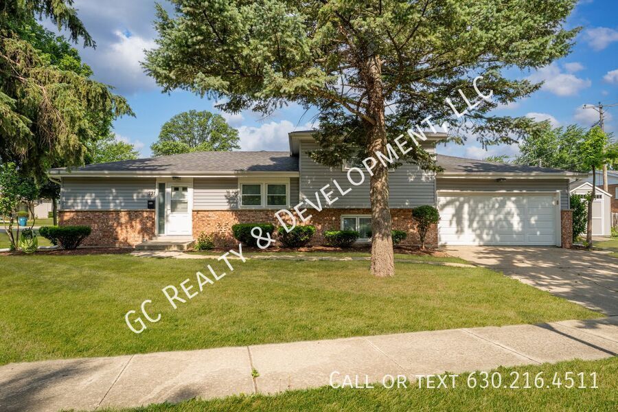 731 Main St in Bensenville, IL - Building Photo
