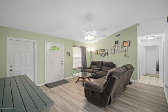 265 Winfall Ave SW in Palm Bay, FL - Building Photo - Building Photo