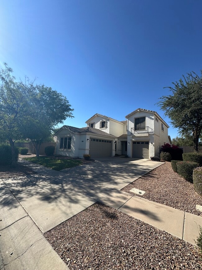 property at 4712 E Timberline Rd