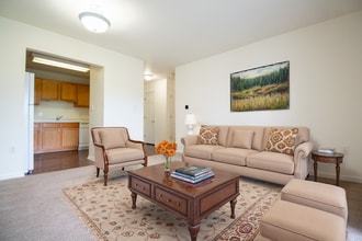 The Meadows of Brownstown - a 55+ Community in Brownstown, MI - Foto de edificio - Building Photo