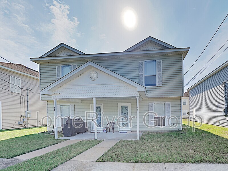 8435 Chisholm Rd in Pensacola, FL - Building Photo