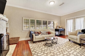 1627 N Ocean Breeze in Lake Worth Beach, FL - Building Photo - Building Photo