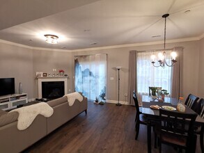 868 Washington St in Norwood, MA - Foto de edificio - Building Photo