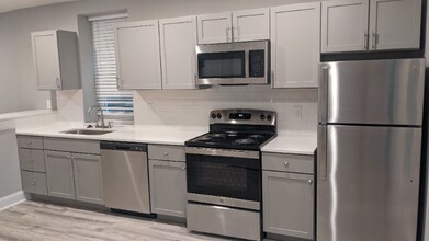 1205 E Armour Blvd in Kansas City, MO - Building Photo - Building Photo