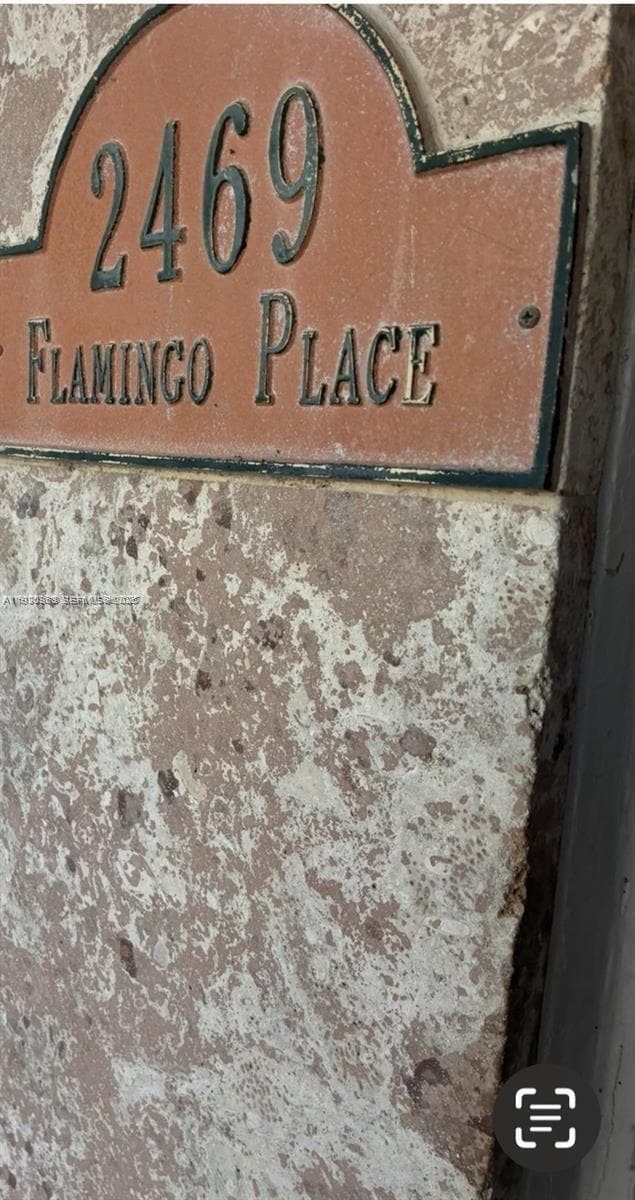 2469 Flamingo Pl in Miami Beach, FL - Building Photo - Building Photo