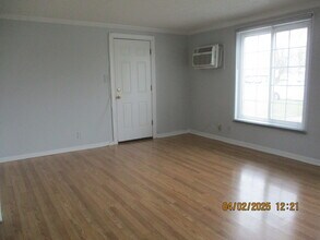 8713 S Keeler Ave in Hometown, IL - Building Photo - Building Photo