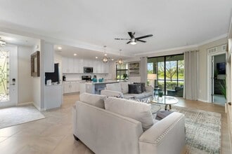 10805 Tarflower Dr in Venice, FL - Foto de edificio - Building Photo