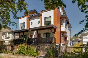 5140-5150 Slocan St in Vancouver, BC - Building Photo