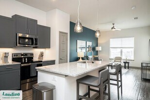 2550 Blackmon Dr in Decatur, GA - Building Photo