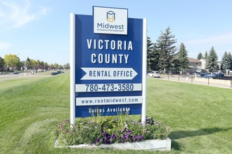 Victoria County in Edmonton, AB - Building Photo - Building Photo
